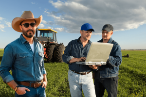 Paulo corretor de fazendas - corretor de imóveis com CRECI - AGENTE IMOBILIÁRIO RURAL