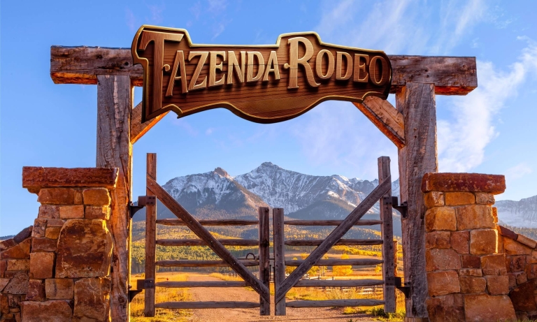 Plca Porteira Fazenda Rodeo Logotipo - Placa Letreiro Fazenda Rodeo imagem da porteira de boas vindas Plca Porteira Fazenda Rodeo Logotipo - Placa Letreiro Fazenda Rodeo imagem da porteira de boas vindas